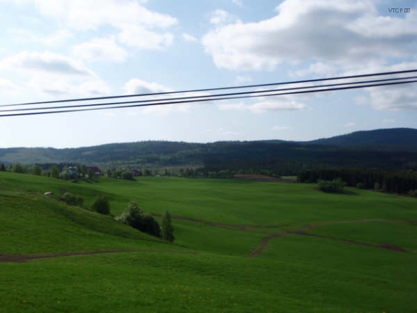 600x450 pixels (44K)