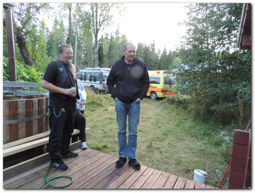 802x601 pixels (248K)