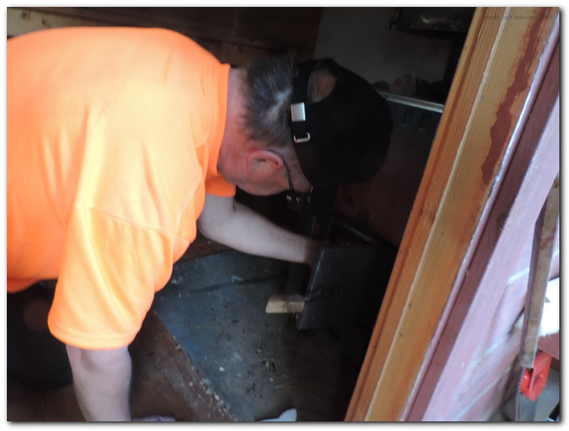 802x601 pixels (122K)