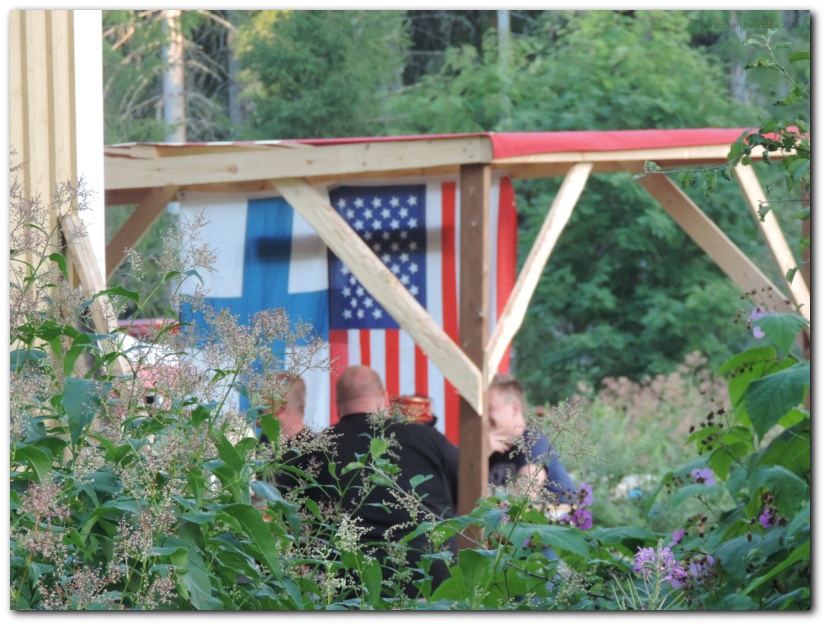 802x601 pixels (218K)