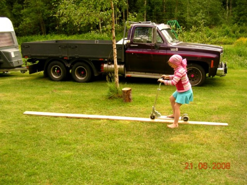 850x637 pixels (241K)