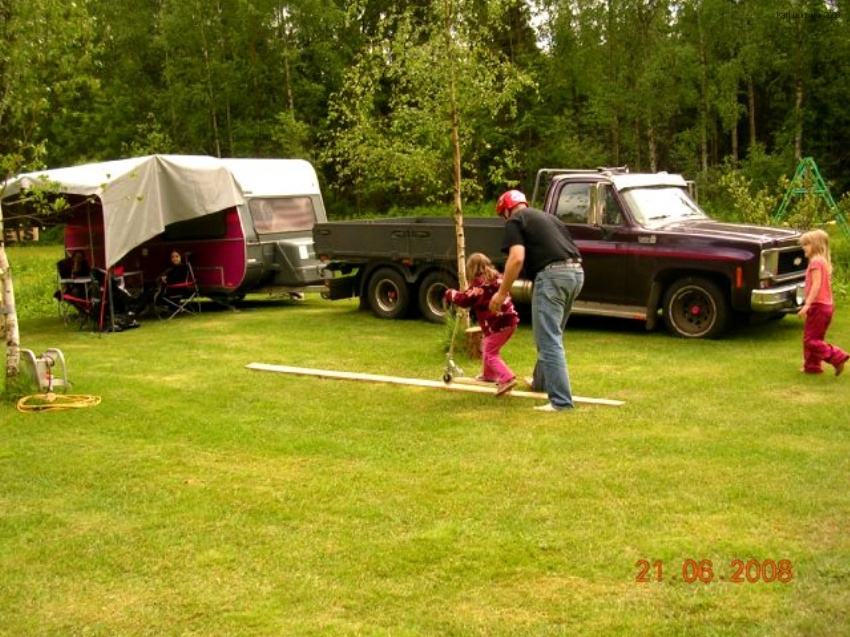 850x637 pixels (239K)