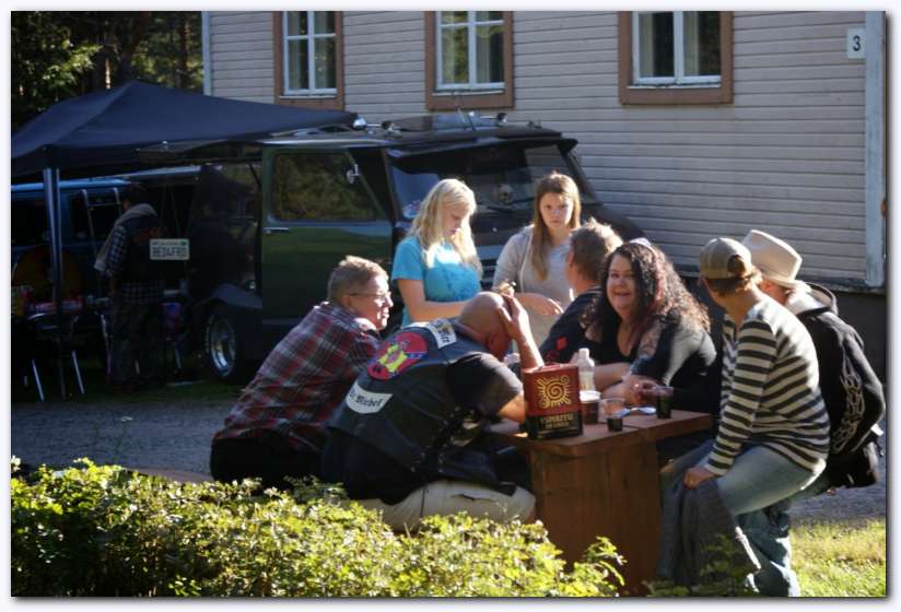 802x537 pixels (61K)