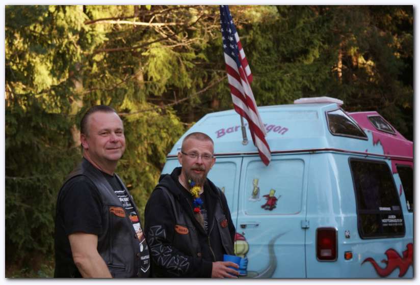 802x537 pixels (56K)