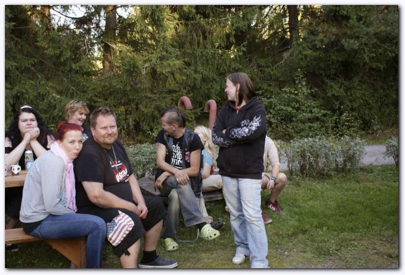 802x537 pixels (70K)