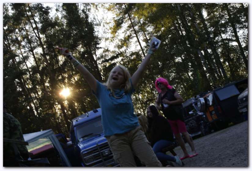 802x537 pixels (68K)