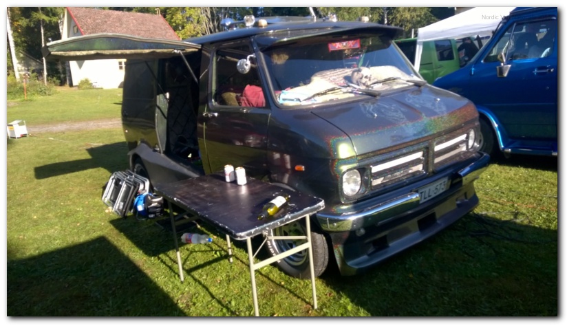 802x451 pixels (159K)