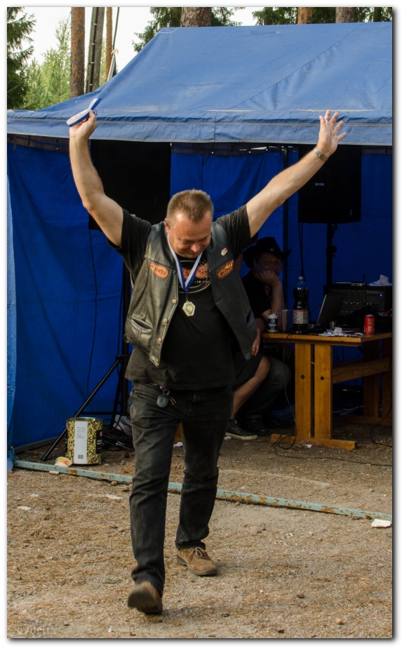 551x901 pixels (210K)