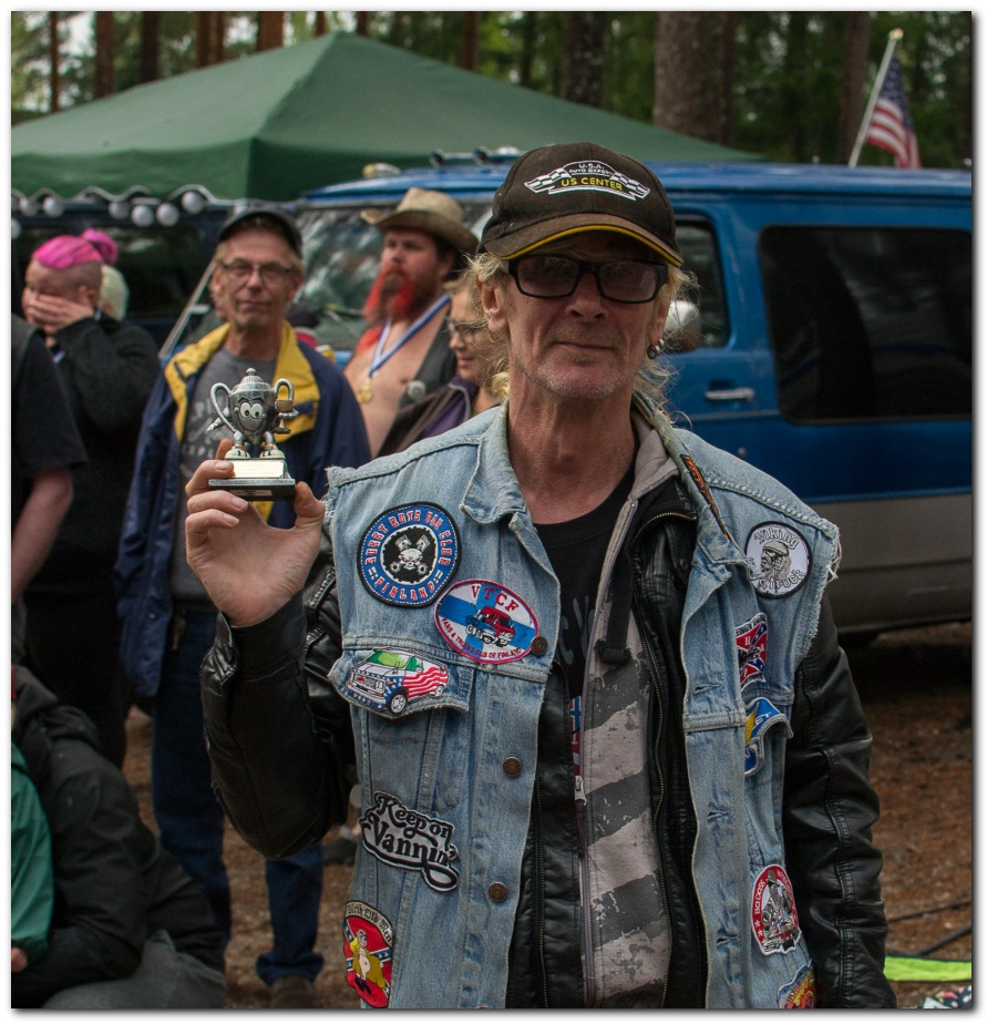 869x901 pixels (307K)