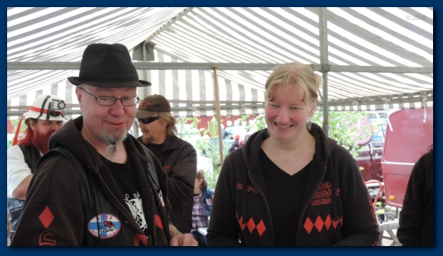 602x338 pixels (93K)