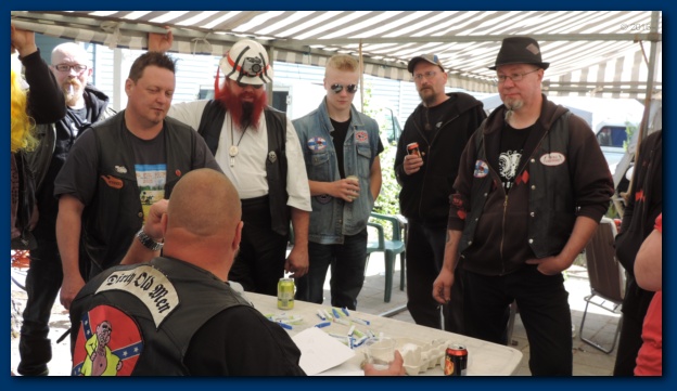 602x338 pixels (97K)