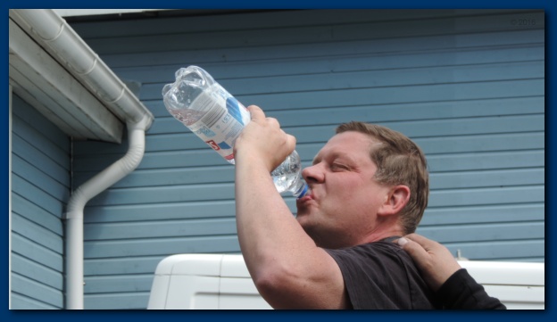 602x338 pixels (63K)