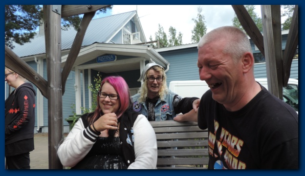 602x338 pixels (90K)