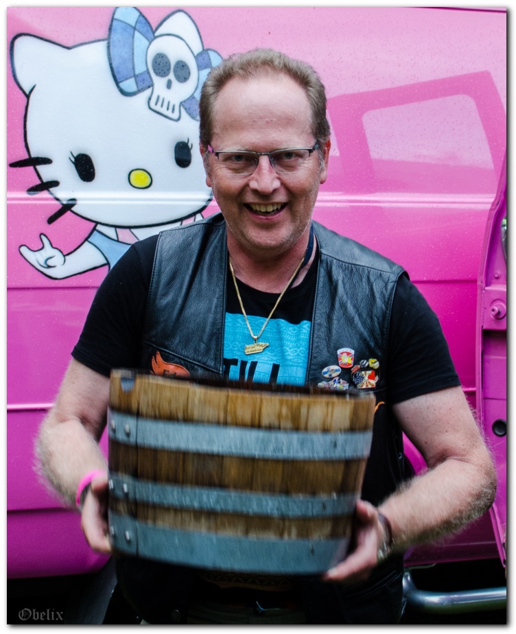 730x901 pixels (229K)